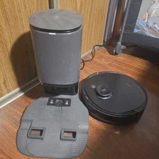 robot vacuum and mop deebot n10 max+ mop and vaccum black great condition