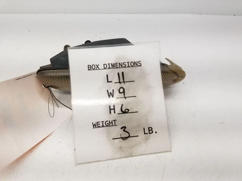 Parachoques antiniebla montado en la esquina/luz de estacionamiento para pasajeros para 95-00 CIRRUS 205820 Foto 3 de 4