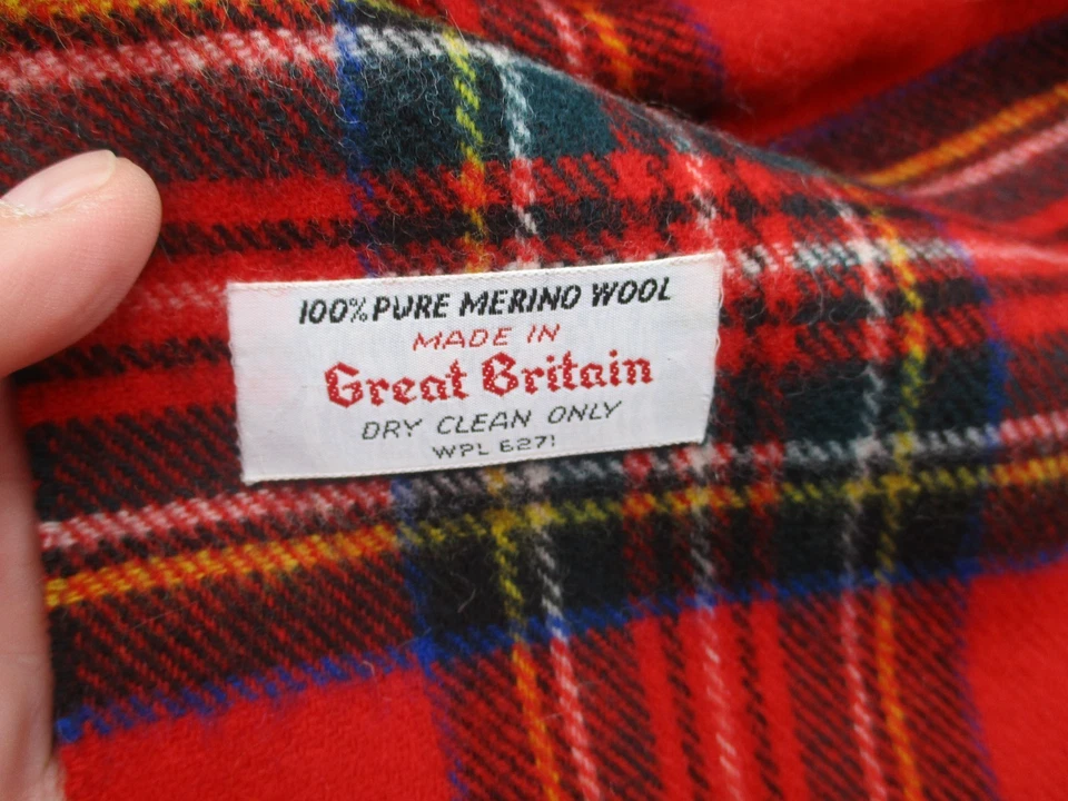 BUFANDA A CUADROS ROJA LANA MERINO PURA VINTAGE ~ HECHA EN GRAN BRETAÑA ~ 12" X 68" Foto 2 de 2