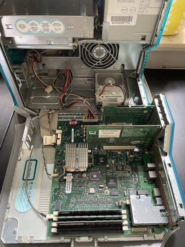 Apple Power Mac Macintosh G3 Blue&White / Technische Daten Bilder entnehmen - Bild 13 von 24