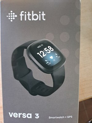 Fitbit Versa 3 Smartwatch schwarz und viele Bänder