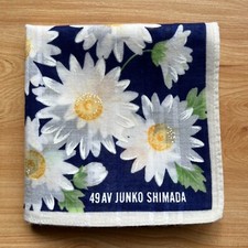 JAPAN VINTAGE HANDKERCHIEF ART FLORAL LADIES COTTON POCKET SQUARE 17" A-0269