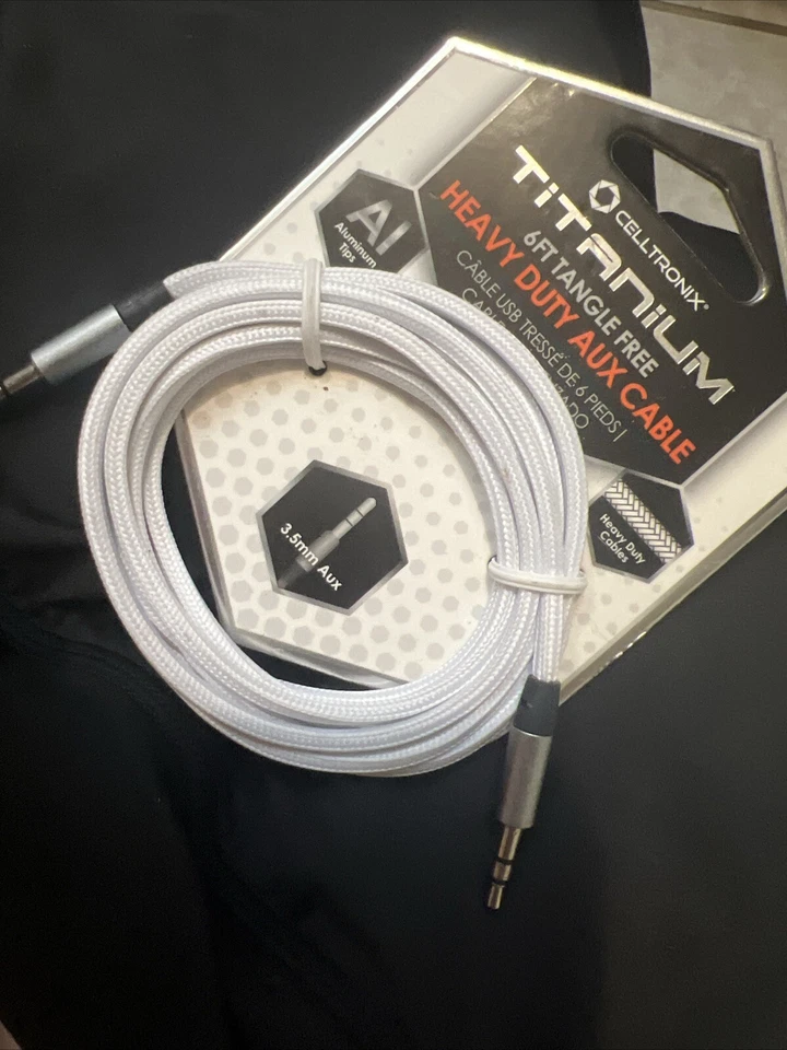 Celltronix Titanium 6ft Tangle Free Heavy Duty USB - Lightening Cable - Image 2 of 3