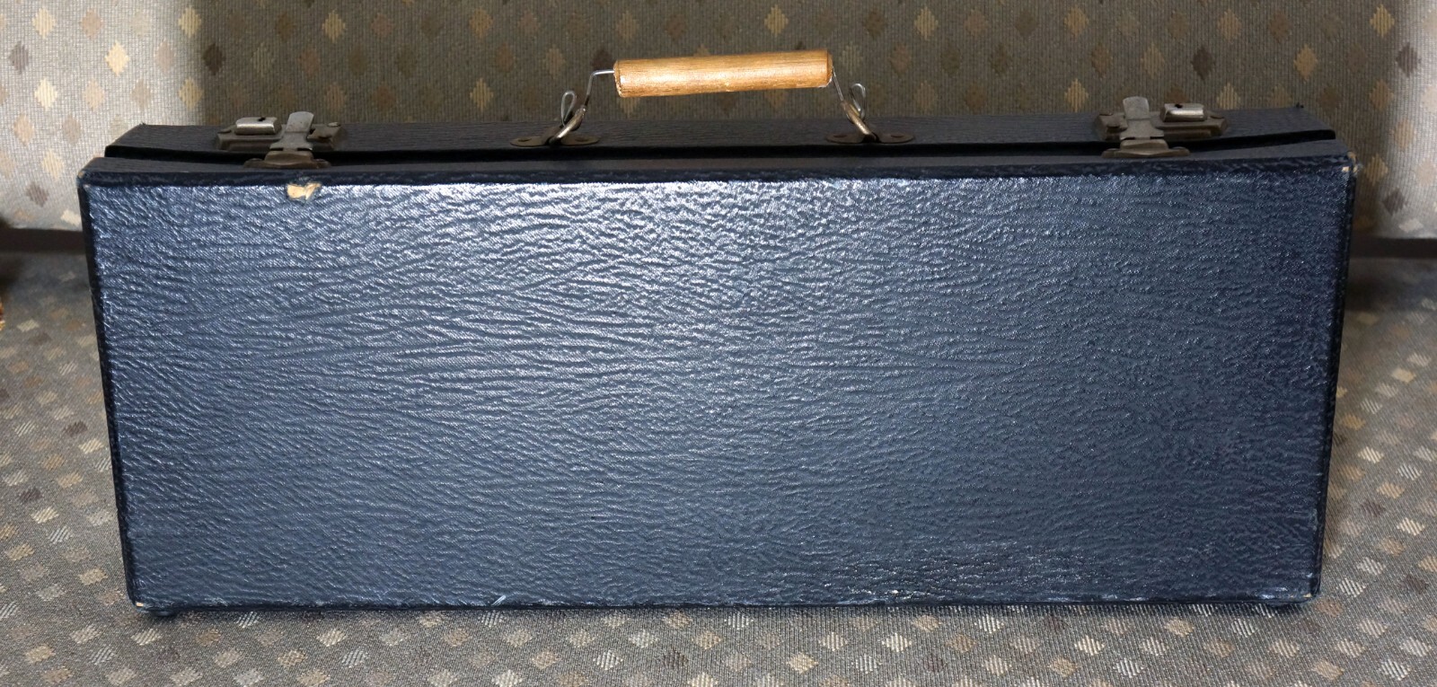 Vintage Mah Jong set 1930s 1 Family 158 tiles Bakelite Butterscotch Flower Tiles