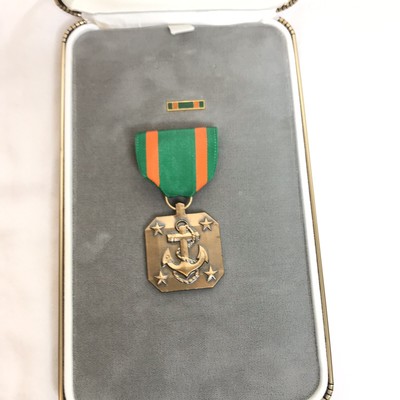 U S Military Achievement Medal W Case Vintage Green Orange Ebay