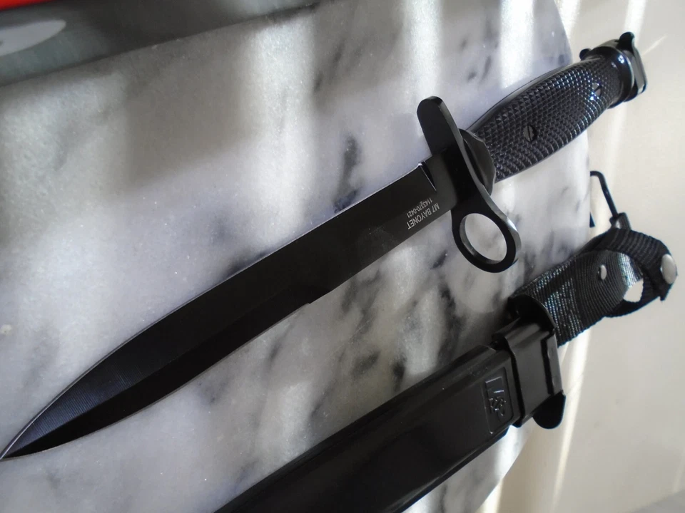 Smith & Wesson M&P Dagger Fixed Blade Knife Dual Edge Bayonet 11 3/4" OA 1145783 - Image 4 of 4