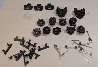 LIONEL ORIG PARTS BOILER FRONTS STEAM CHESTS CLIPS SIDE RODS (BS133)....TK
