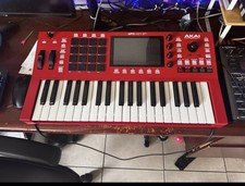 Akai Professional MPC KEY 37 Standalone MPC Audio Production Recording Keyboard