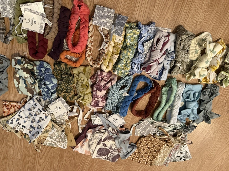 Lote de gorros y diademas de algodón orgánico Kate Quinn Foto 2 de 4