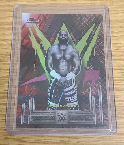 2025 Topps Finest WWE Apollo Crews Uncommon Red/Black Vapor Refractor /15 (1:67)