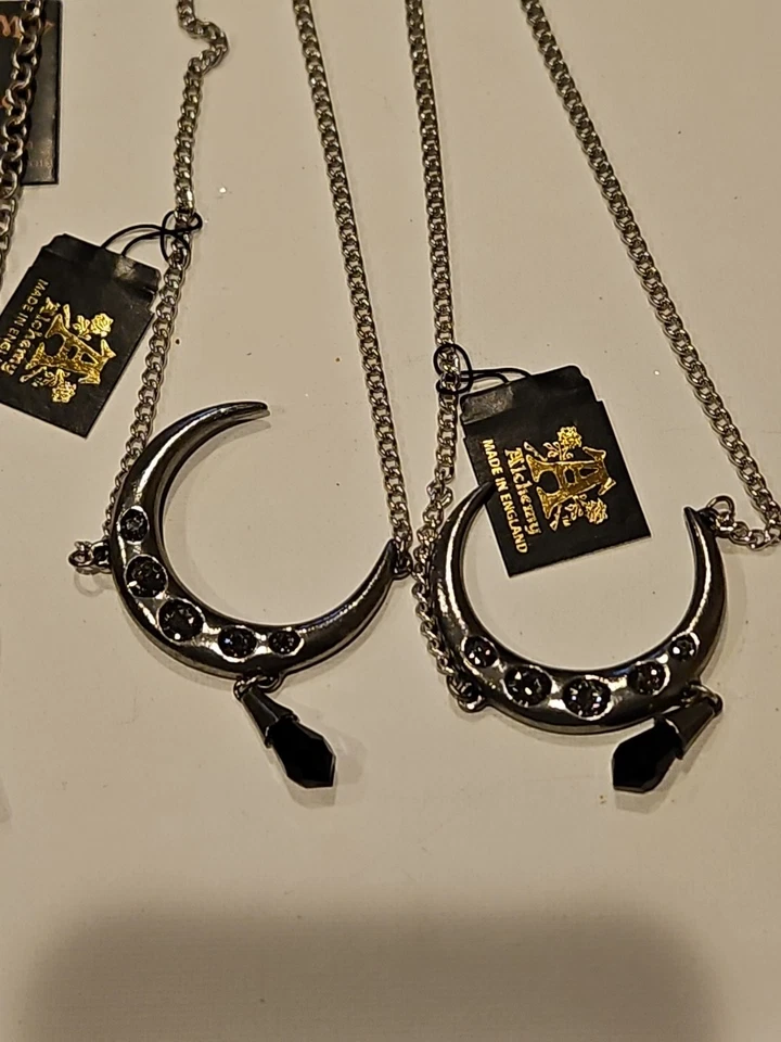 Alchemy Gothic 3 Pendants, 2 Rings - Image 3 of 4