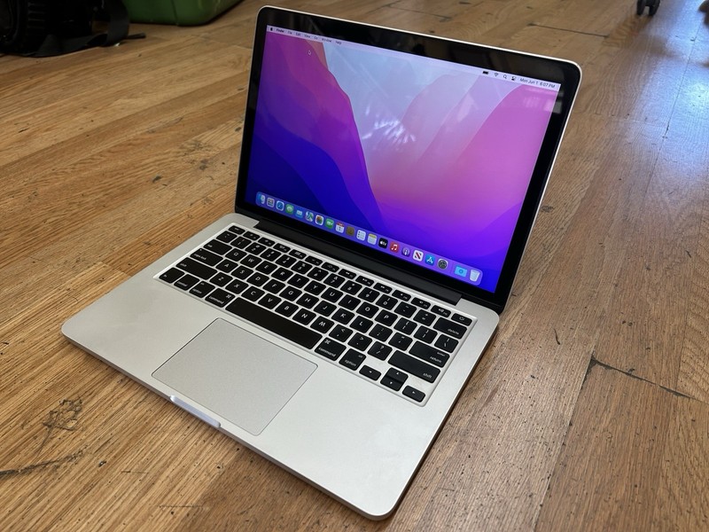 MacBook Pro Retina 13" Early 2015  i5 2.7GHz 8GB RAM 128GB SSD macOS Monterey