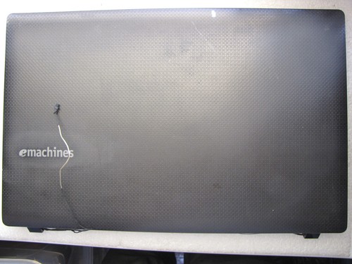 eMachines E442 housing top part (rear lid + screen bezel) (P/N: AP0FP0001000) - Picture 4 of 4