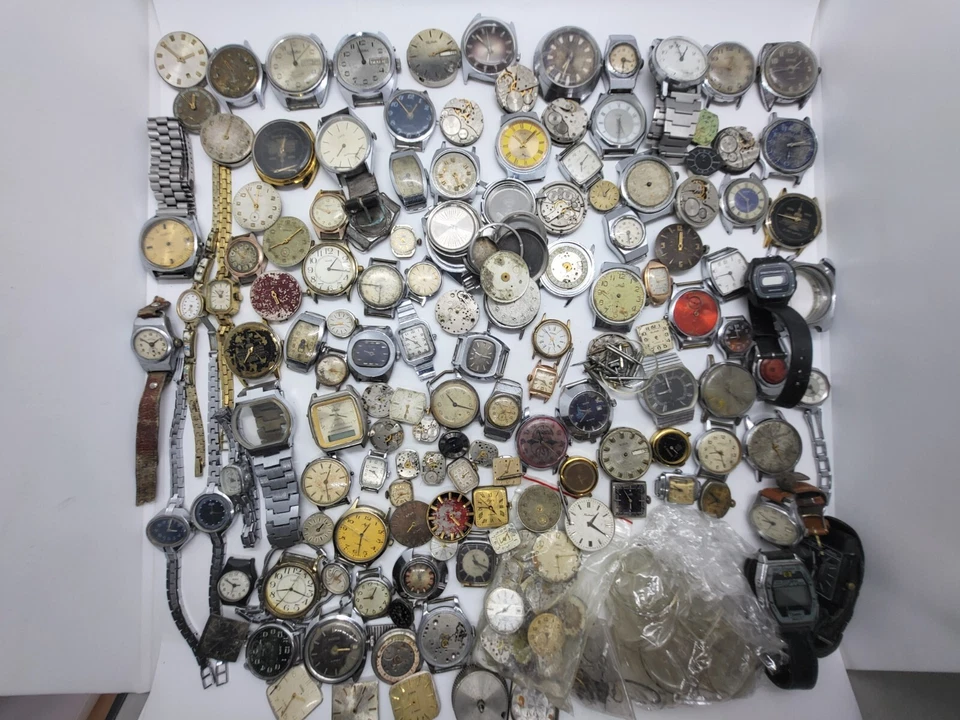 Wristwatch USSR Luch Zarya Rocket Pobeda Chaika Flight Vostok Slava ZIM Mechanic - Image 3 of 4