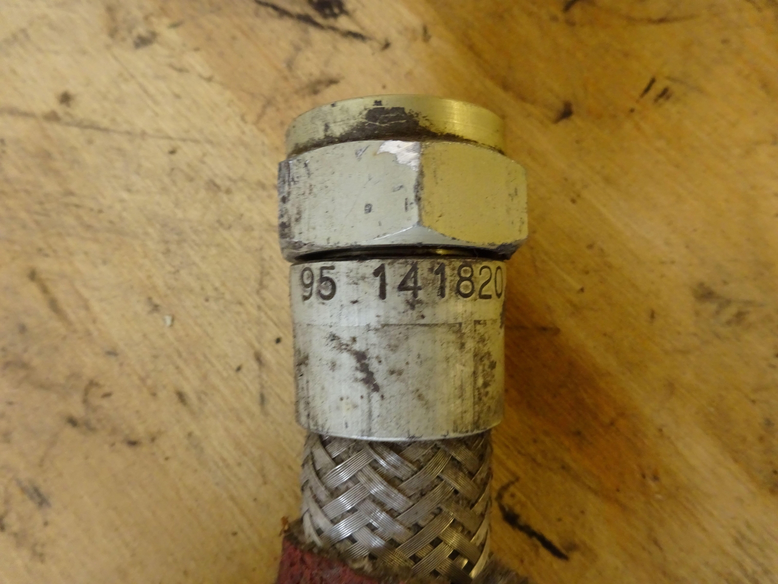 OIL LINE FROM ENGINE TO RESEVOIR FERRARI F355 95