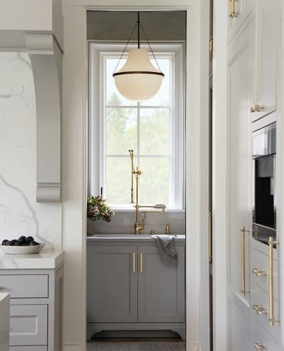 Hinkley Lighting 46894 Collins 20"W Suspension Pendant - Brass - Picture 6 of 12