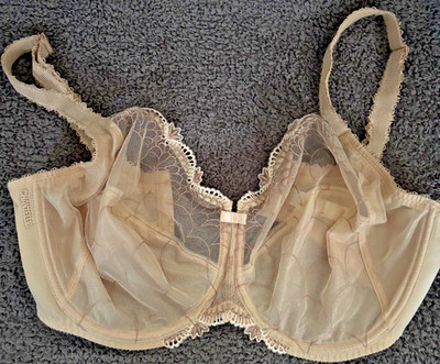 New Chantelle  3851  Icone Lace Bra  Size 36DDDD