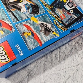 LEGO CITY: Heavy-Duty Rescue Helicopter (60166) New, Sealed, Retired 2018