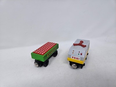 Thomas & Friends Wooden Railway Fog Horn Blasting Cap Car Train Tank Engine GUC