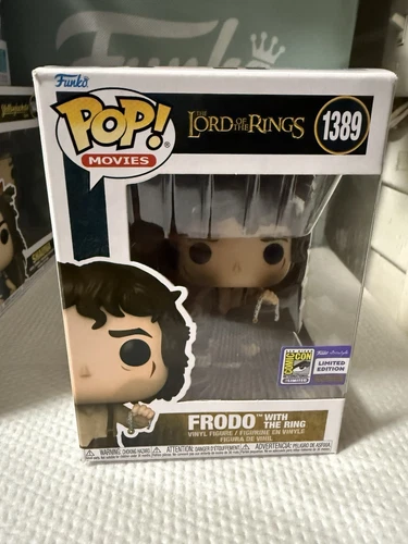 Funko Pop! Lord Of The Rings Frodo With The Ring #1389 SDCC Comic-Con 2023