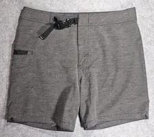 Prana Sea to Summit Belt Buckle Gray Shorts Men's Size 32 hiking outdoors gym