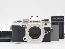 Olympus OM SYSTEM OM-5 Mirrorless Camera Silver 1515 shots Z5720A