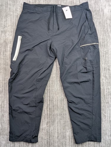 Nike Sportswear Style Essentials Utility Cargo Pants DM6681-010 Mens Size 38 NWT