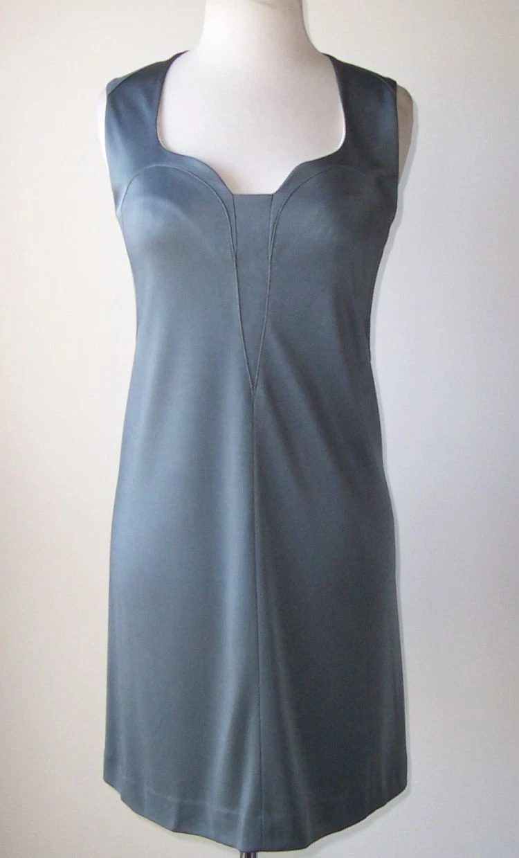 Abito smanicato BALENCIAGA grigio con cuciture in viscosa 38 6