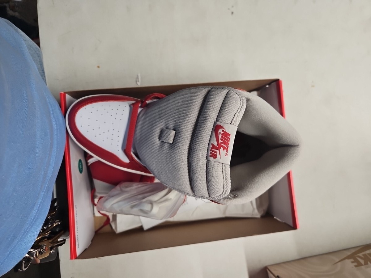 Nike‎ Air Jordan 1 Retro High OG Sneakers Mens 10.5 Newstalgia Chenille Colorway Wmns Jordan 1 High OG  main image 4
