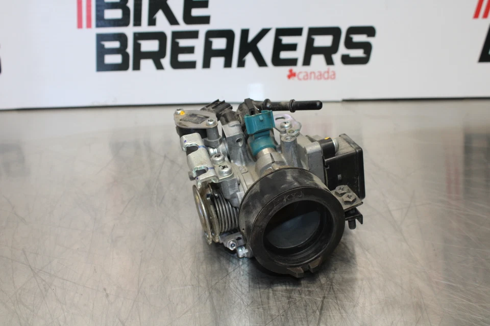 15-16 HONDA CB300F INYECTORES DE COMBUSTIBLE PRINCIPALES / CUERPOS DEL ACELERADOR BB150 Foto 3 de 4