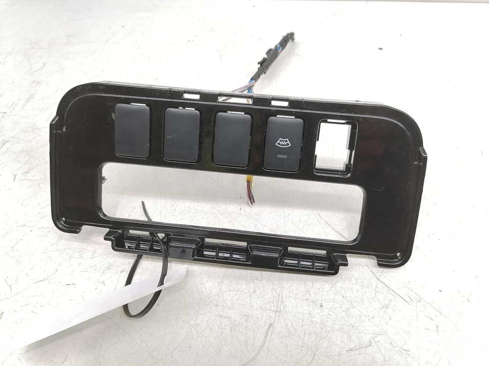 MITSUBISHI OUTLANDER DASHBOARD TRIM COVER PANEL MK3 GF 2012 - 2021 8010A318ZZ — 第 2/4 张图片