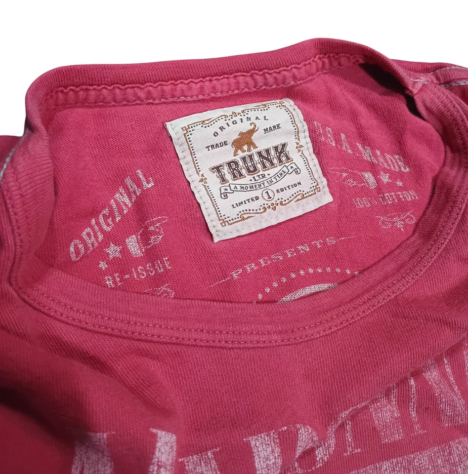 TRUNK LTD Limited Edition Madonna Who's That Girl 1987 World Tour Red Sm T-shirt - Image 4 of 4