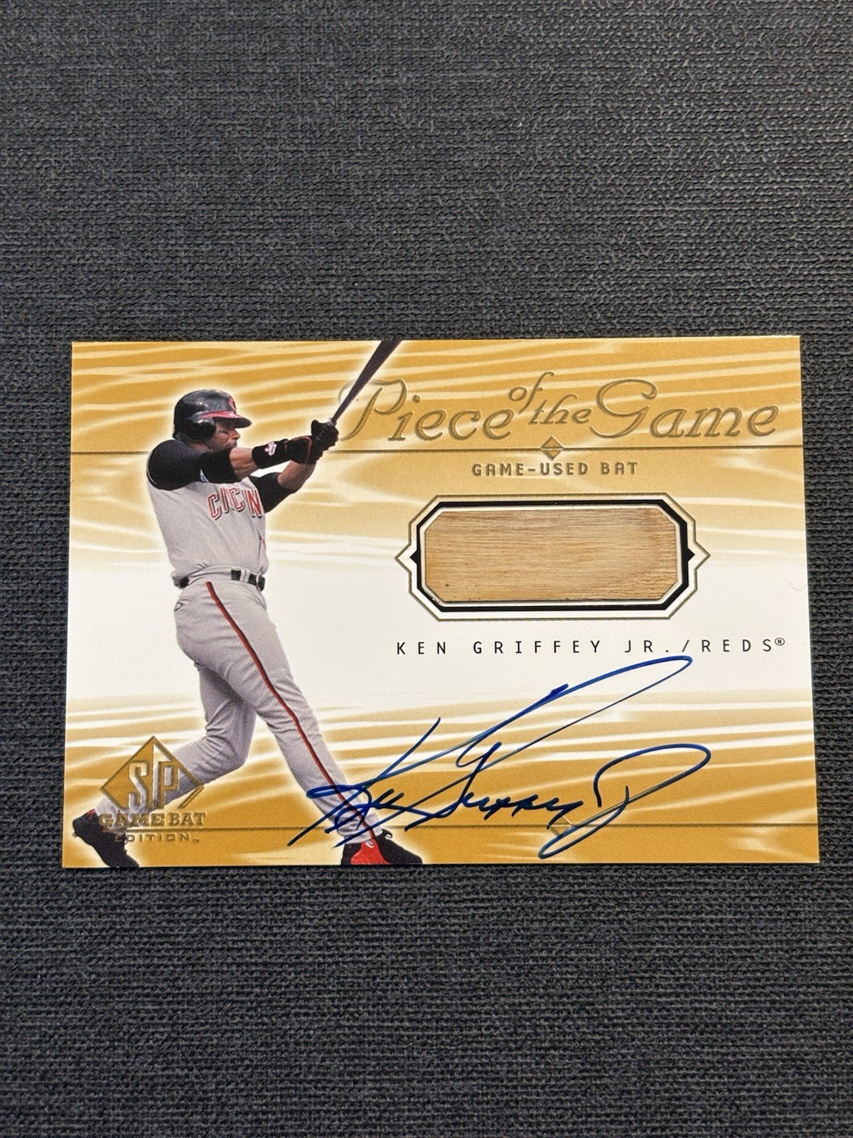 2001 SP Piece Of The Game Used Bat Blue Auto Ken Griffey Jr. Rare view 1