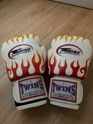 Twins 16oz Boxing Gloves for sale | eBay