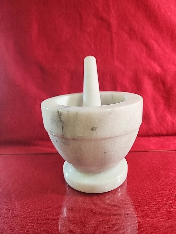 White Light Grey Marble Stone Mortar Bowl 4.5"x5.25" W/ Pestle. Ready To Use.  - Image 2 of 4