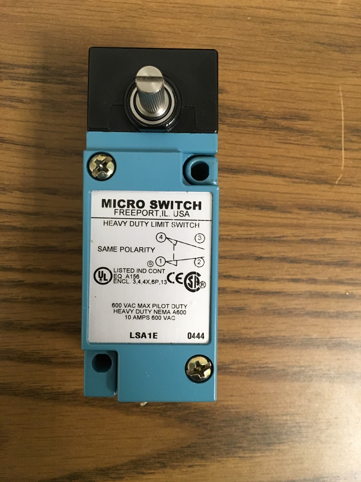 Honeywell Micro Switch Heavy Duty Limit Switch Part# LSA1E