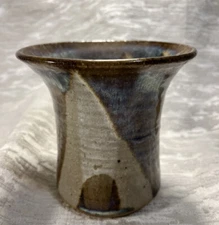 Clay Studio Art Pottery Vase Or Utensil Holder Signed Thiel in Perfect Condition