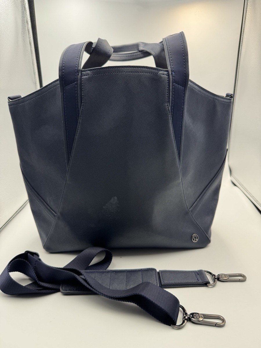 lululemon satchel bag Lululemon All Day Tote Blue Pockets Water Repellent Purse Bag Crossbody