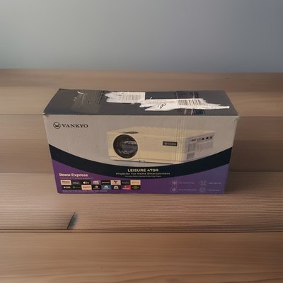 Vankyo - Leisure 470R Projector For Home Entertainment + Roku Express