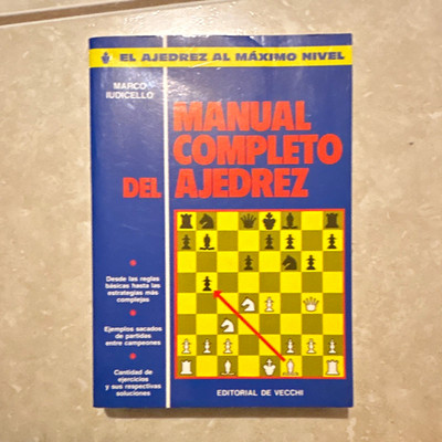 Editorial De Vecchi Manual completo del ajedrez Marco Urcicello Spanish PB
