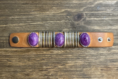 Valerie Brown Leather Bracelet Purple Plastic Stone Snap Closure 7-7.5'' Italy