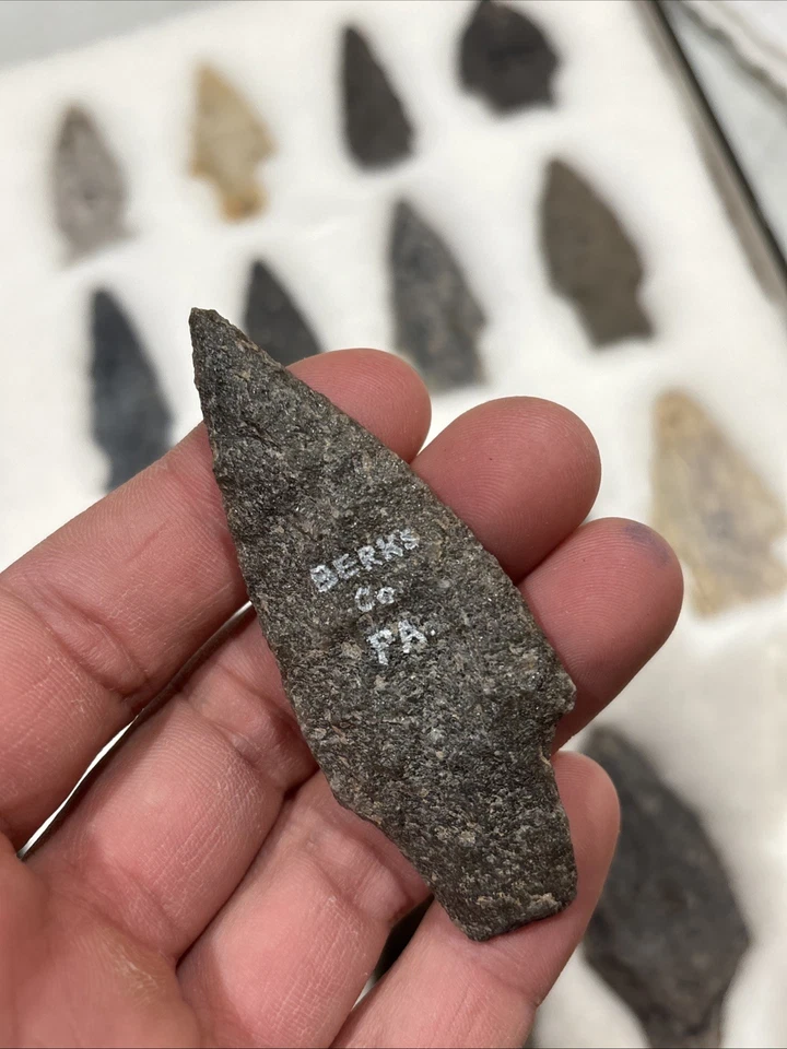 16 GUARANTEED Authentic Arrowheads Native American Points Artifacts PA Lot - Image 3 of 4