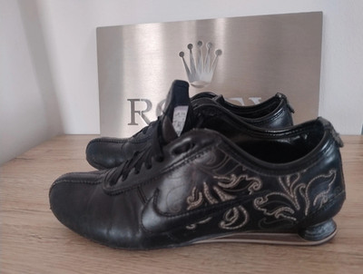 Nike Shox Rivalry Leder Sneaker   Gr. 36,5
