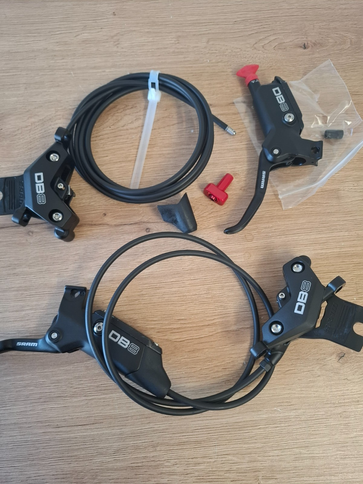 Kit Freins Sram DB8 – 4 Pistons Enduro/MTB – Avant 900mm, Arrière 1900mm Avec Disques
