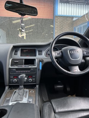 4L0863915 Center Console Panel Rear Lower Black Audi Q7 4l for 
