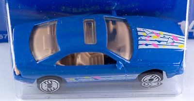 Hot Wheels 5667 No. 149 BMW 850i Blue w/UH's 1992 Speed Points