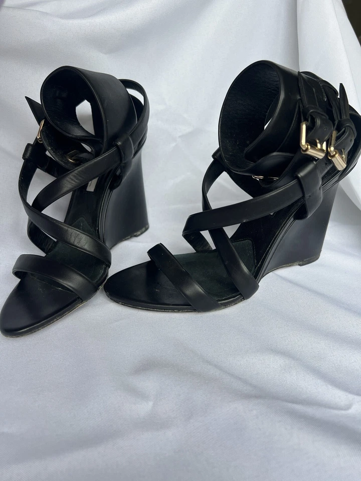 Brian Atwood Wedge Sandal With Ankle Strap Size 38 Made In Italy  Foto 3 de 3