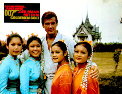 James Bond 007 - Der Mann mit dem goldenen Colt ORIGINAL Aushangfoto Roger Moore