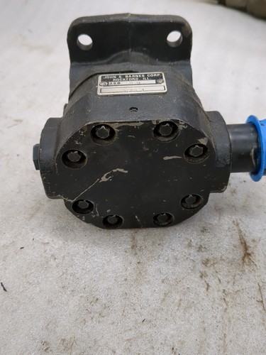 John S. Barnes Corp Model YH, Hydraulic Pump, 7668-J, 1/2" Shaft, 3/8 Npt Outlet - Picture 3 of 12