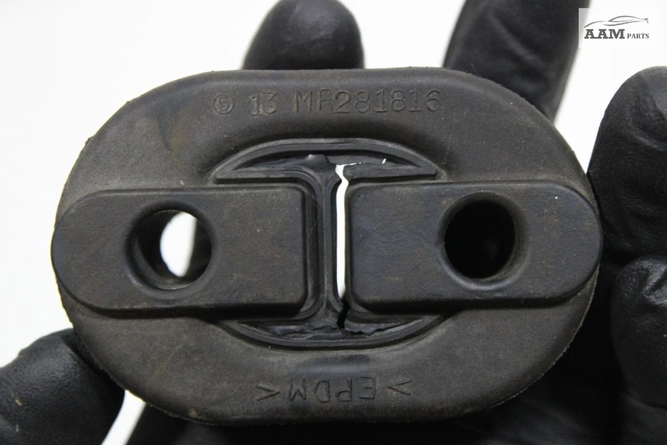 MITSUBISHI ECLIPSE 2018-2024 TUBO DE ESCAPE CRUZADO SILENCIADOR SOPORTE DE SUSPENSIÓN OEM Foto 4 de 4